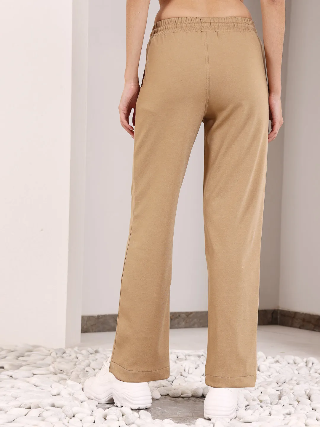 Camel brown rivet straight tracks.
