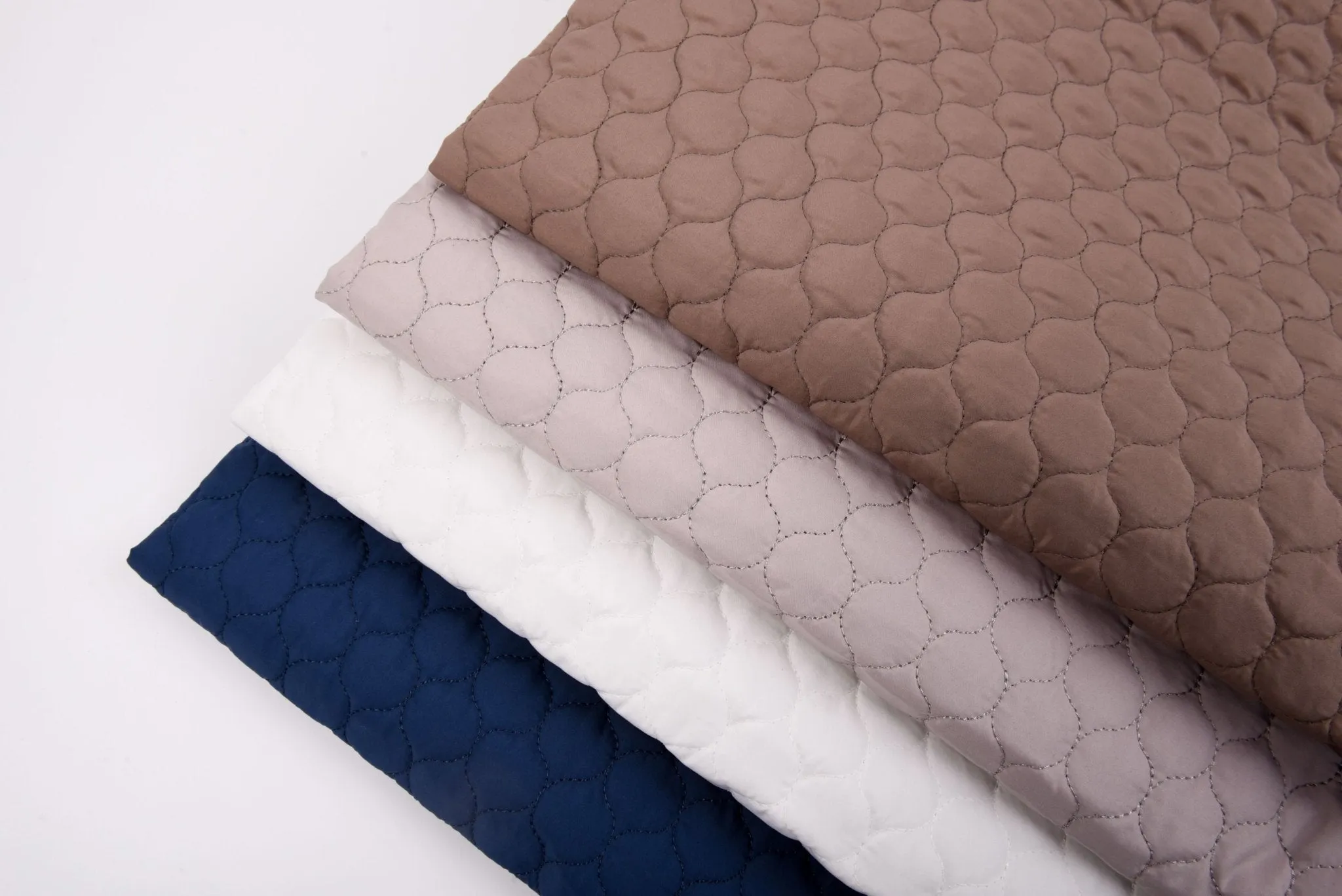 Double Sided Quilted Fabric With Polyester Filling ( Vest, Jackets )