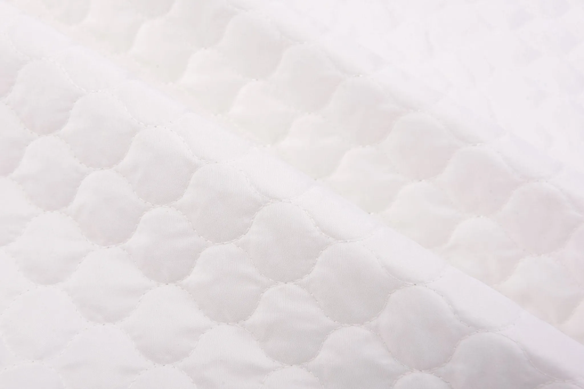 Double Sided Quilted Fabric With Polyester Filling ( Vest, Jackets )