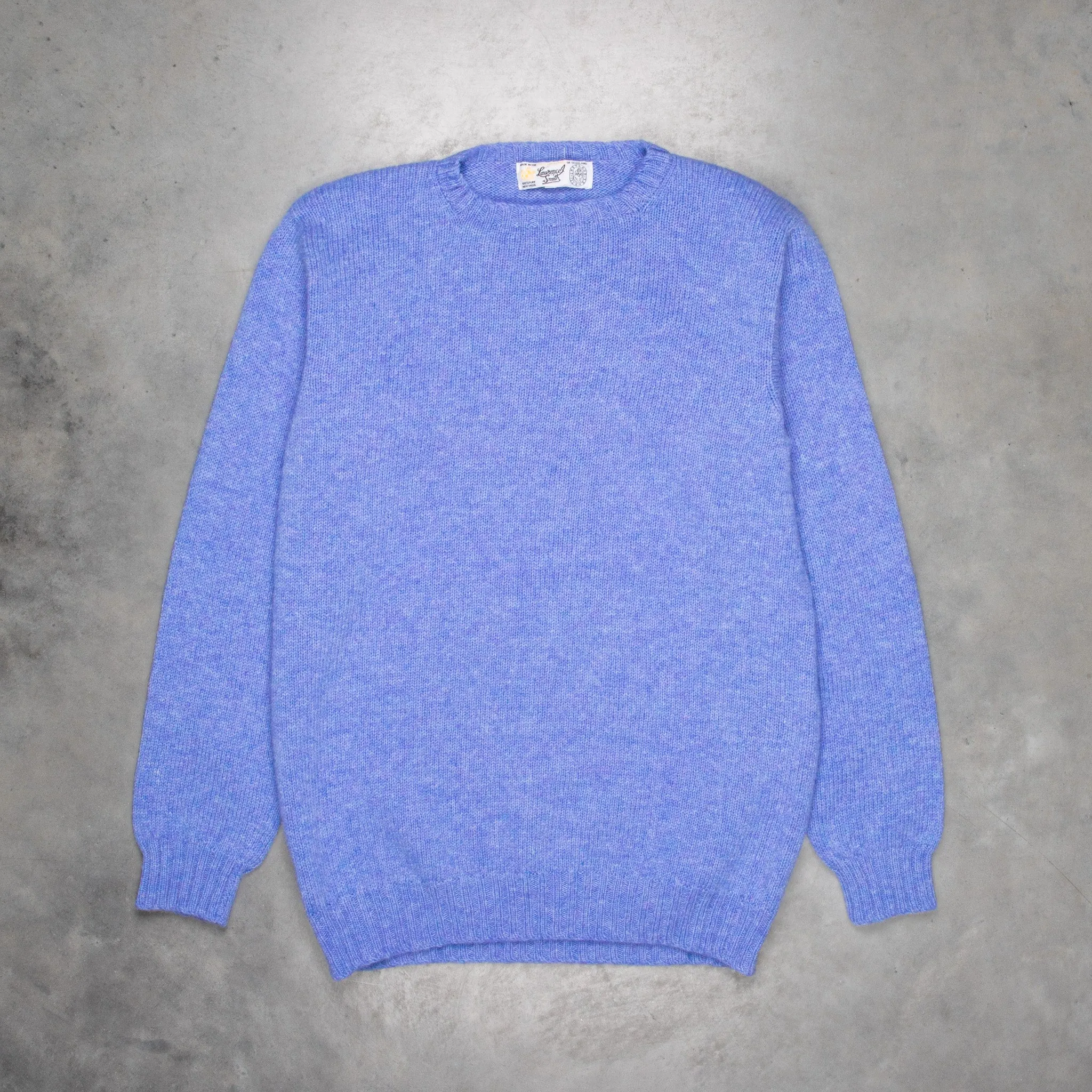 Laurence J. Smith  Super soft Seamless Crew Neck Pullover Cornflower