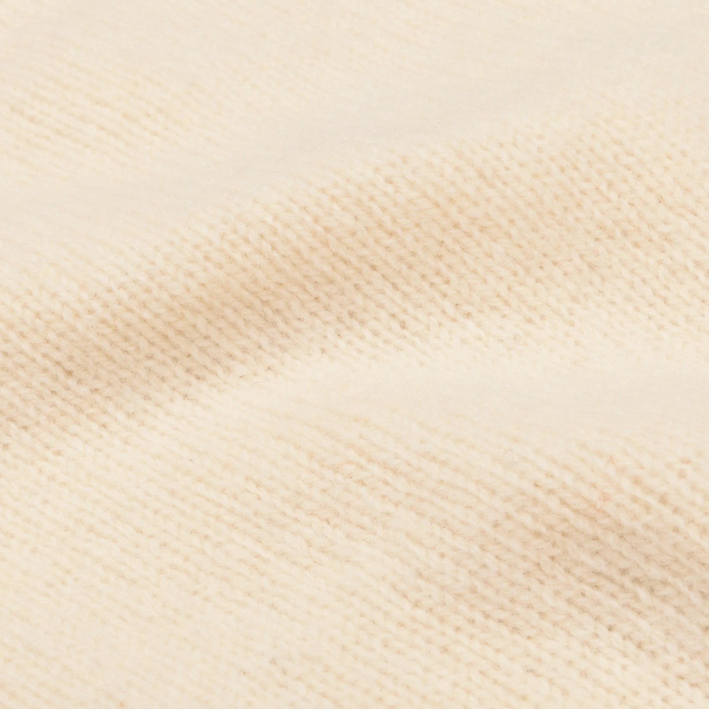 Laurence J. Smith  Super soft Seamless Crew Neck Pullover Cream