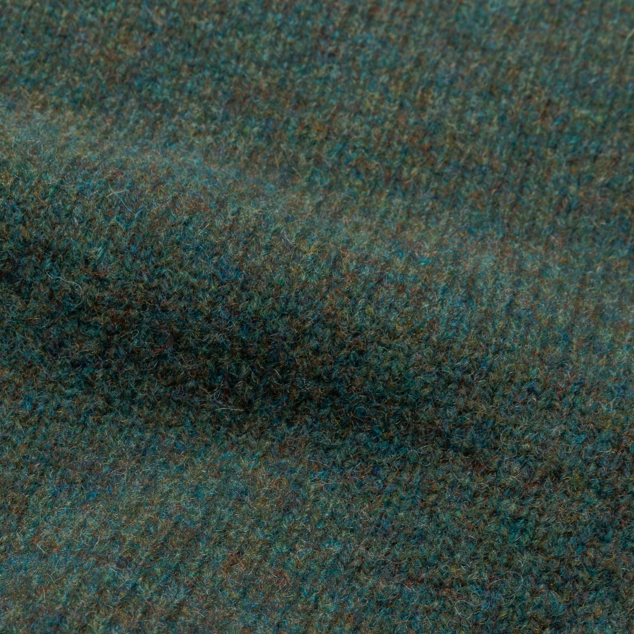 Laurence J. Smith  Super soft Seamless Crew Neck Pullover Jade