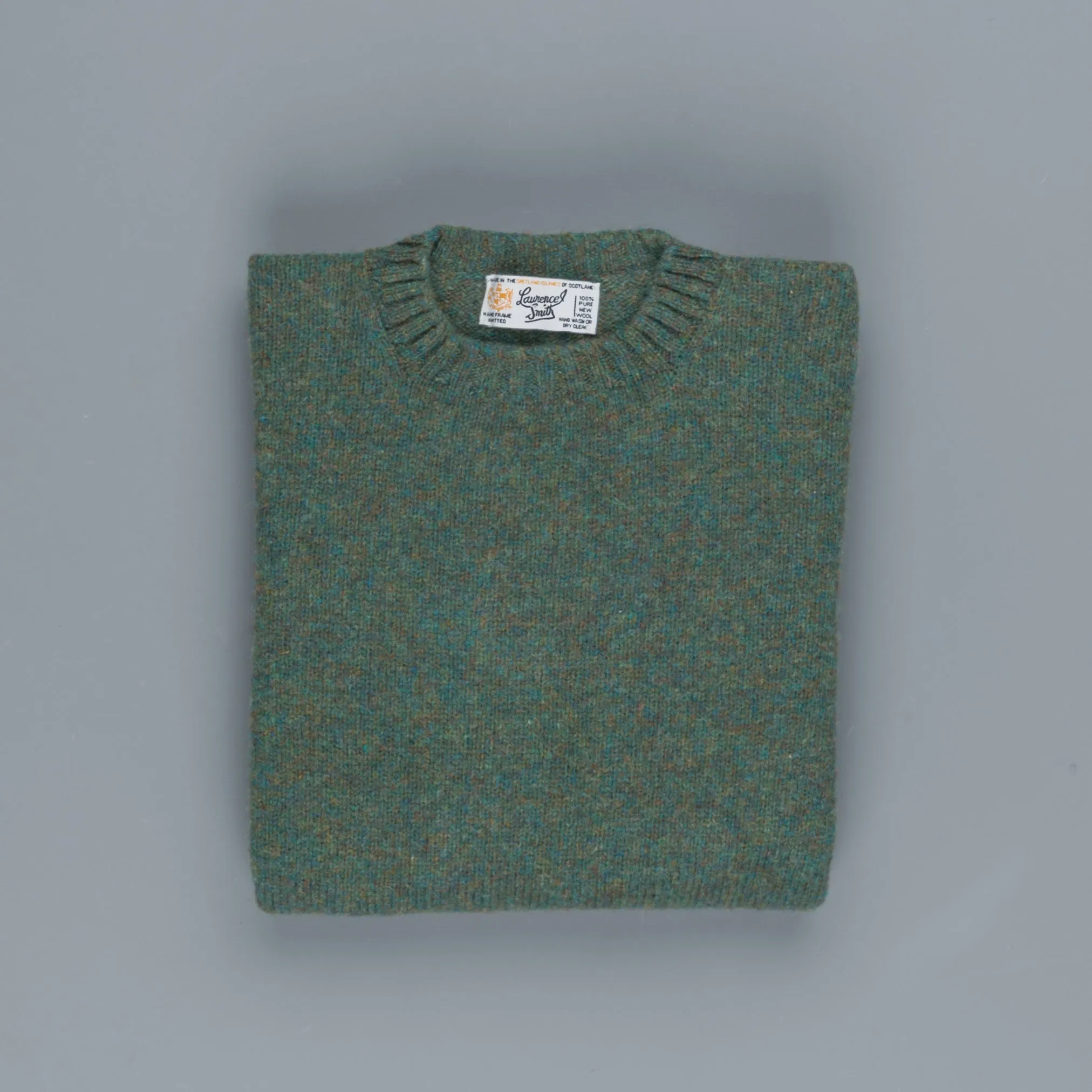 Laurence J. Smith  Super soft Seamless Crew Neck Pullover Jade