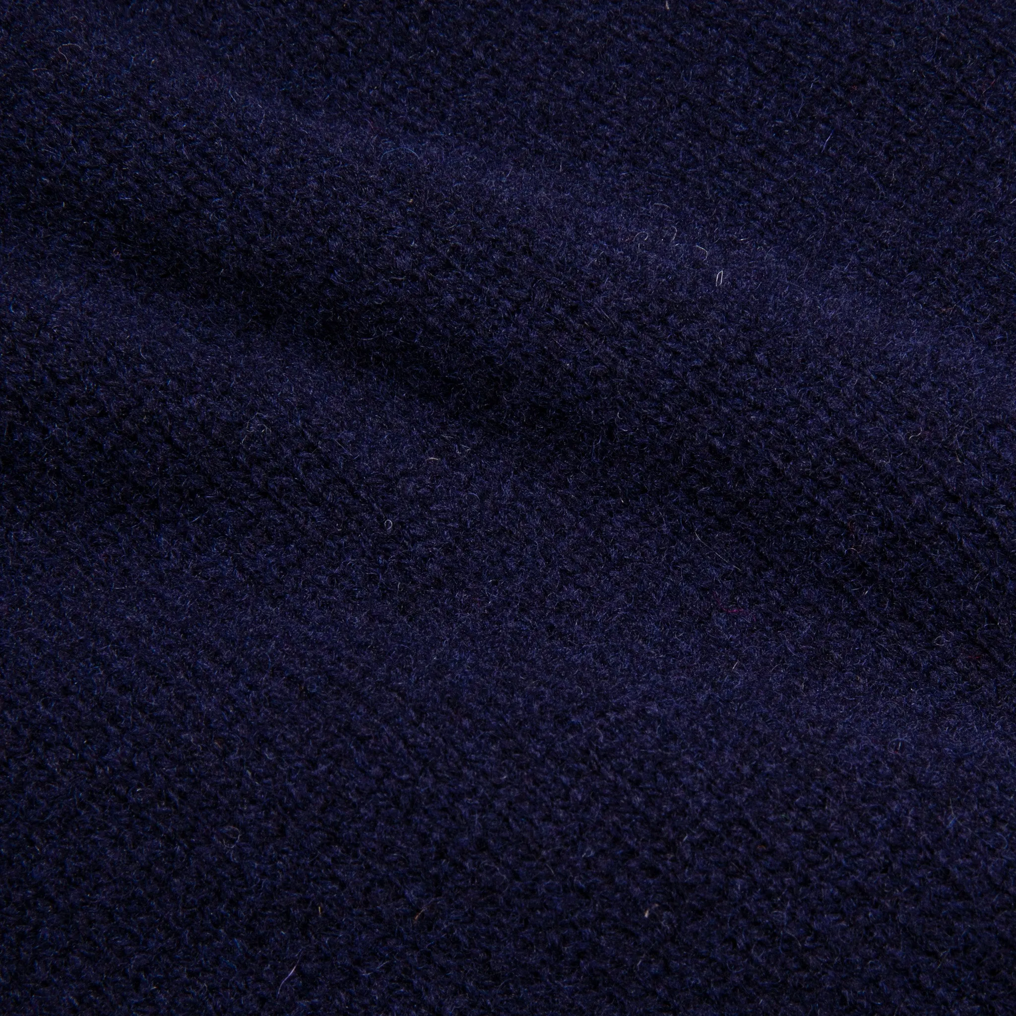 Laurence J. Smith  Super soft Seamless Crew Neck Pullover New Navy