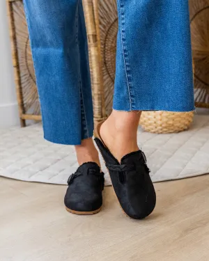 NEW! Very G Iris Slides - Black