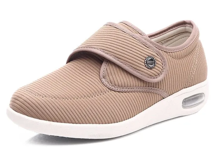 Wide Width No-Tie Shoes